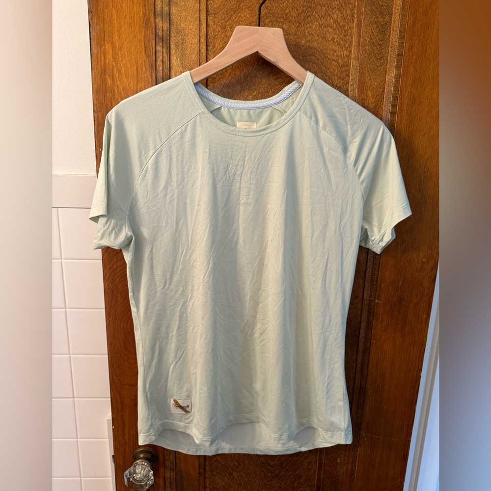 Tracksmith Twilight Tee, large pale mint / pale sea foam running top